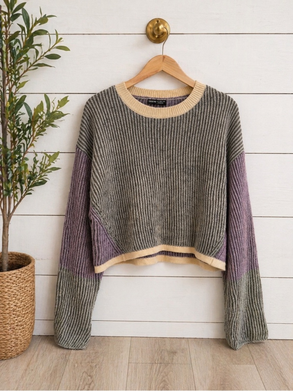 💜🩶Colorblock Ribbed Cropped Sweater | Purple Grey Beige | Size L Cozy Chic